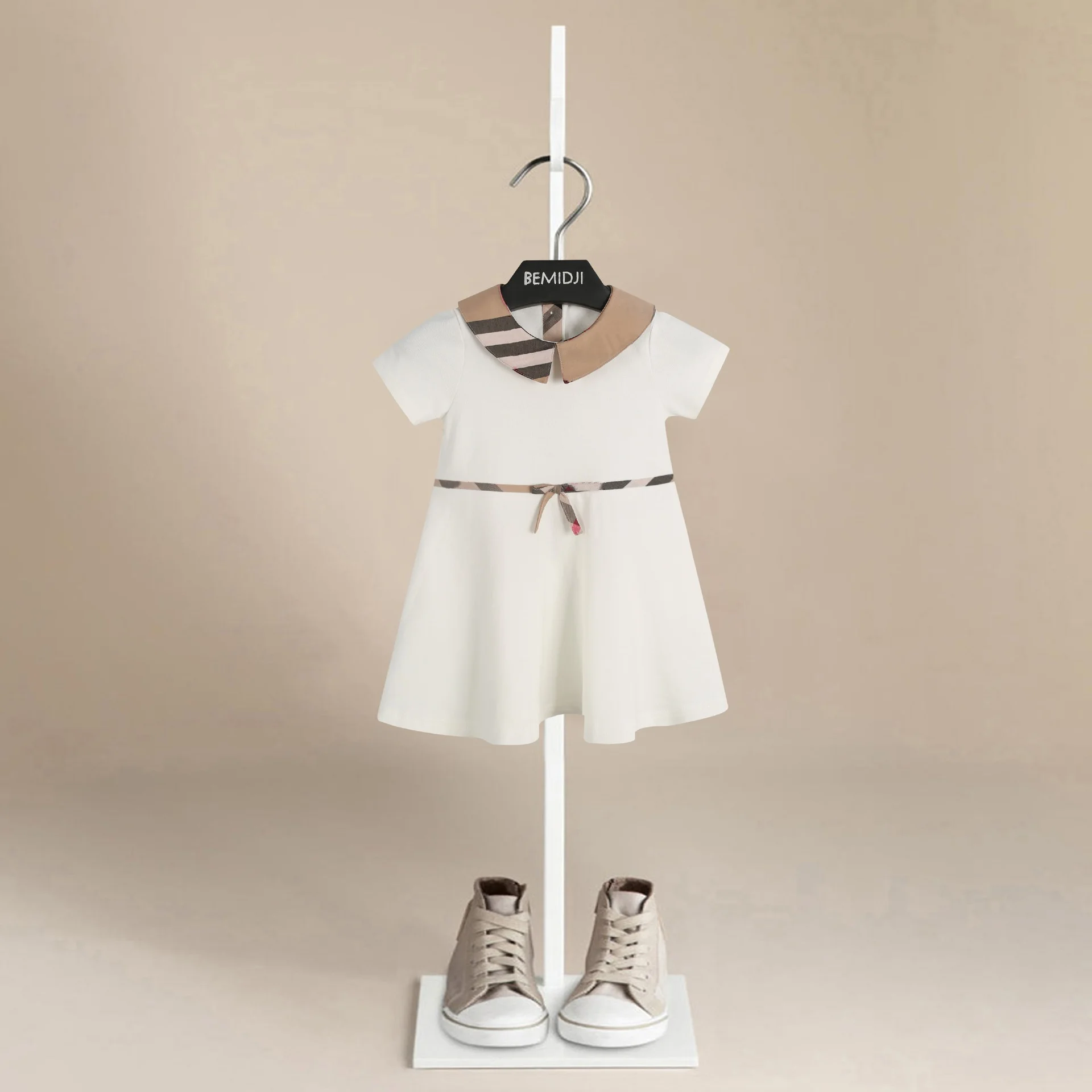 Robe d'été blanche pour bébé f - Baby Clothing Line avis et prix